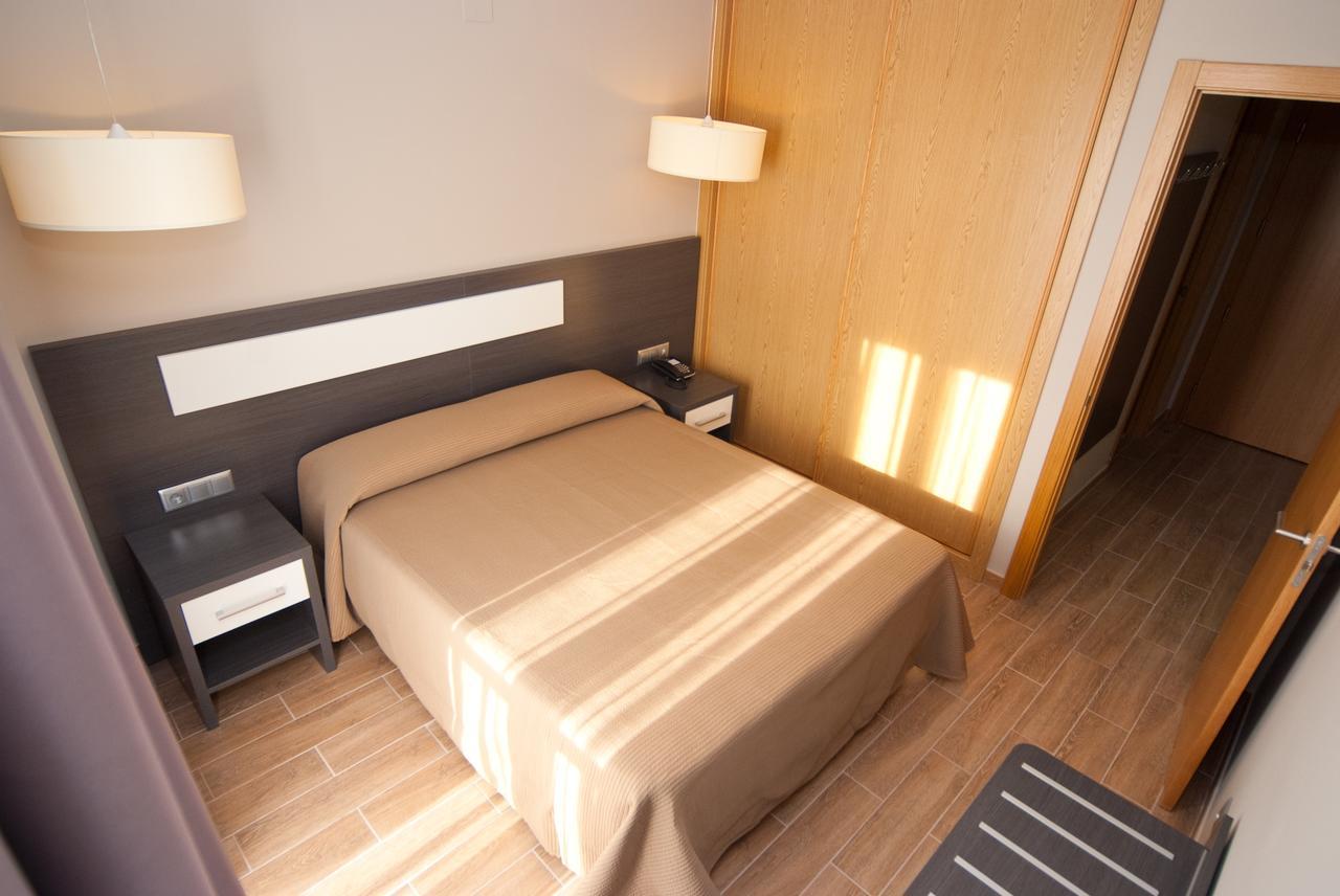 Apartahotel & Spa Jacetania Хака Екстериор снимка